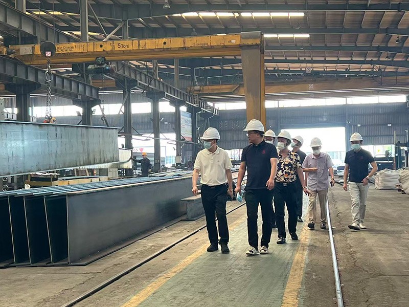 وفد من شركة Zhonggang Group (Vietnam) يزور مجموعة هونغ شنغ لبحث التعاون في السوق الفيتنامية