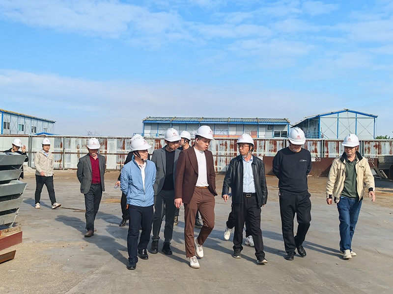 وفد من شركة China Railway First Group يزور مجموعة هونغ شنغ لبحث التعاون في مشاريع الهياكل الفولاذية
